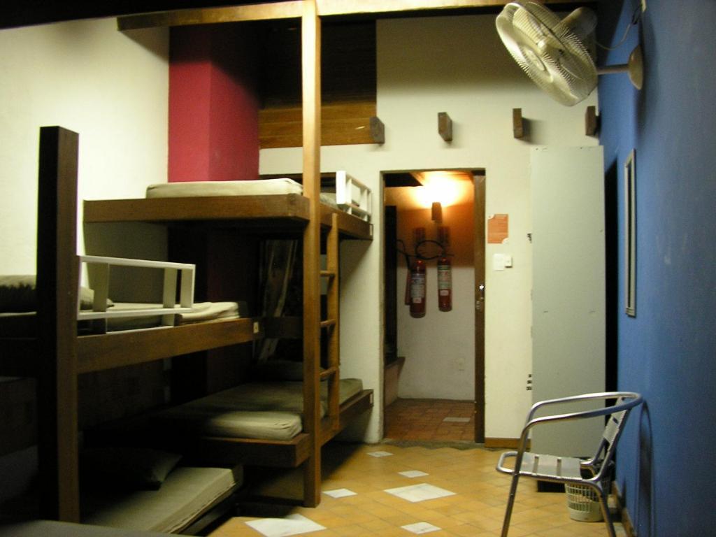 Laranjeiras Hostel Salvador Ruang foto